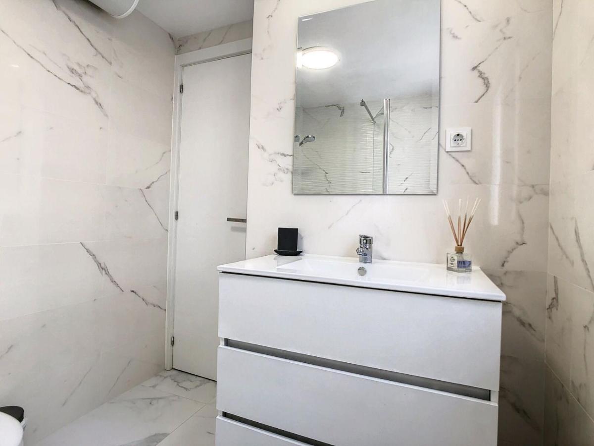 Urban&Vacay! Suite - Torremolinos City Centre Экстерьер фото